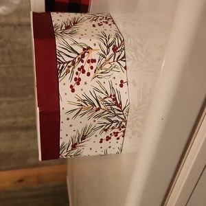 Octagon holiday boxes